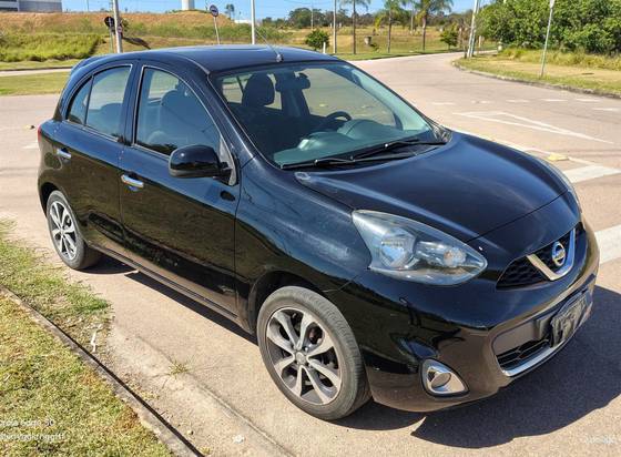 NISSAN MARCH 1.6 SL 16V FLEX 4P MANUAL NISSAN MARCH 1.6 SL 16V FLEX 4P MANUAL